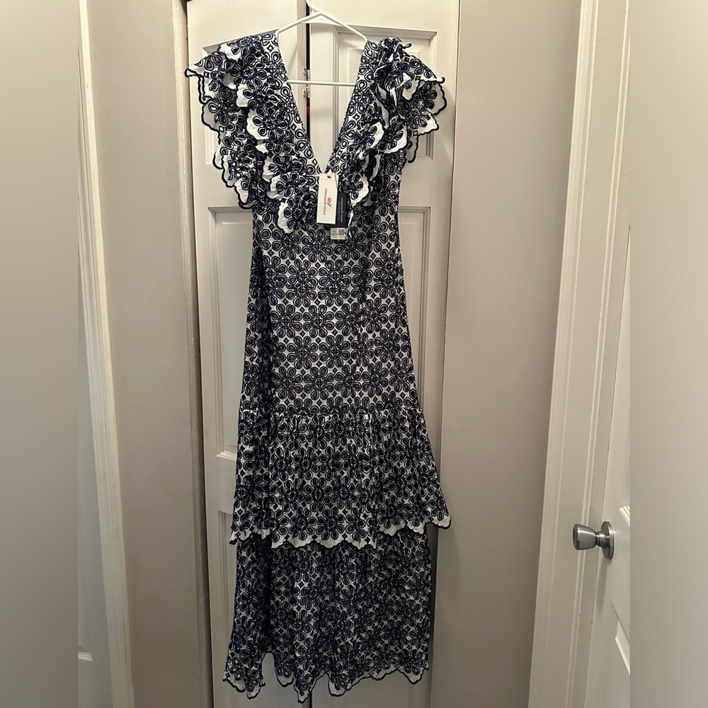 NWT VINEYARD VINES KENTUCKY DERBY EYELET MAXI DRESS SIZE 8 DEEP BAY NAVY WHITE